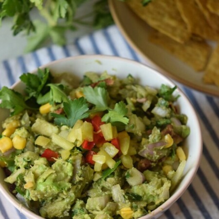 cropped-spicy-pico-de-gallo-guacomole.jpg