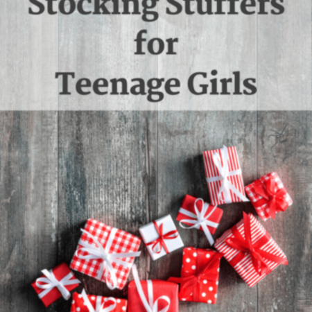 cropped-Unique-Stocking-Stuffer-Ideas-Teenage-Girl-Teen-Girl-EverydaySavvy-e1604470713672.png