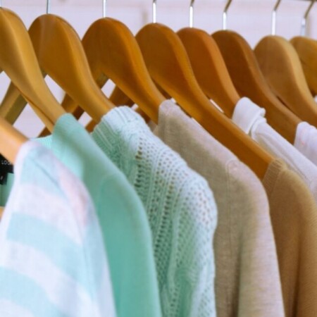 cropped-capsule-wardrobe-outfit-ideas-1-1.jpg