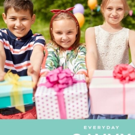 cropped-summer-gift-ideas-for-kids-1.jpg